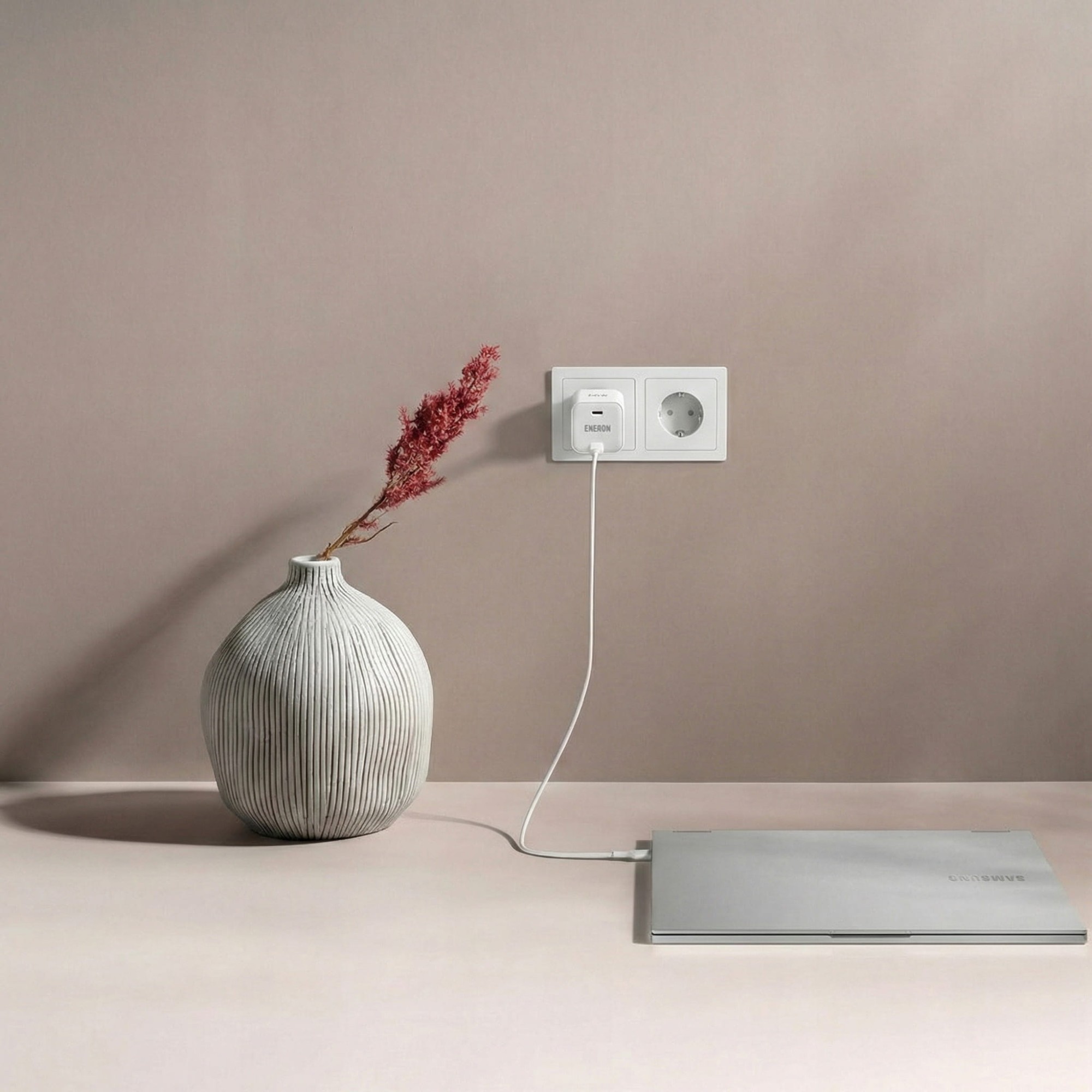 cube-white-x2.jpg